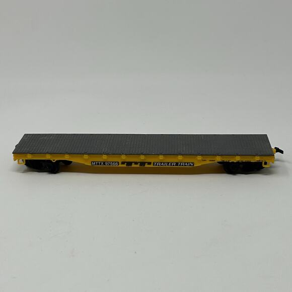 Trailer Train HO Gauge Flat Car Freight Scale Model Train Life Like Yellow - Picture 2 of 7